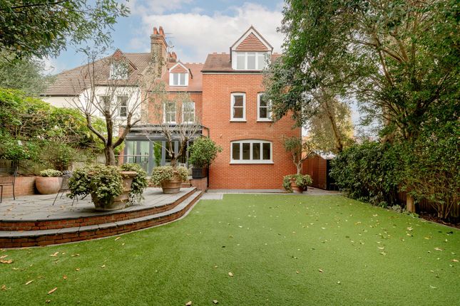 15 Bedford Road, London photo 4