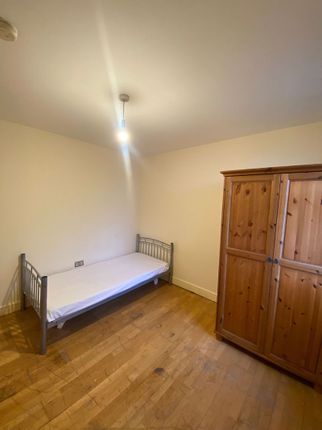 Thumbnail Room to rent in High Road, London