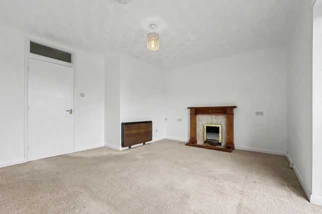 19, Vinery Court, Cambs photo 3