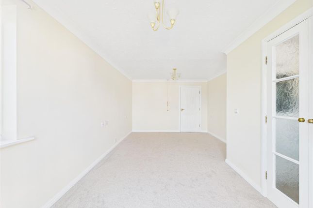 16 Hudson Court, Barrow Lane, Hessle photo 3