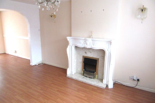 15, Redwood Road, Liverpool photo 2