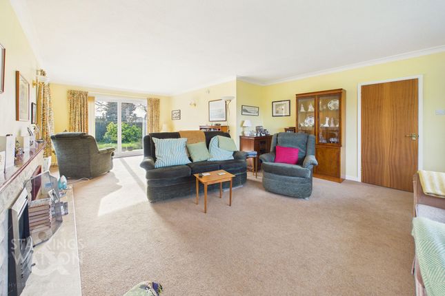 8 Parkland Close, Norwich photo 2