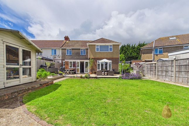 119 Grinstead Lane, Lancing photo 4