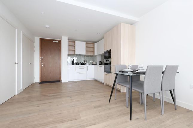 Flat to rent in Alington House, Clarendon, Hornsey