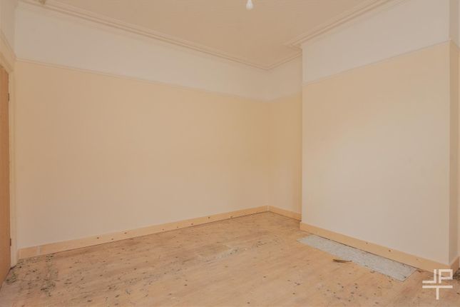40, Clifford Street, Leigh photo 4