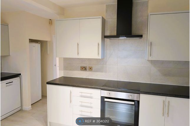 Meadow Road, Meadow Road, Dagenham photo 4