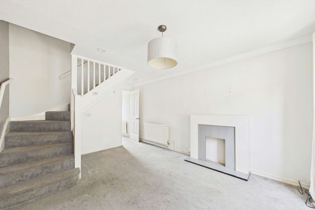 134 Glebeland Way, Torquay photo 2