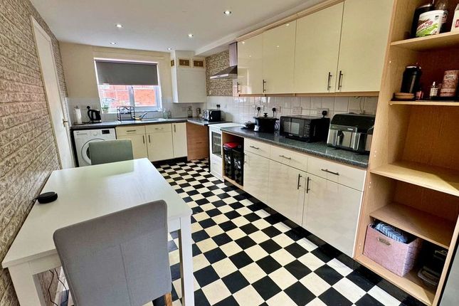 30, Staverton Crescent, Lincoln photo 4