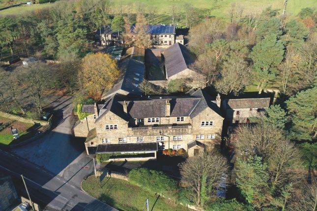 Thumbnail Leisure/hospitality for sale in 2 Law Road, Oldfield, Keighley
