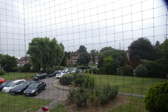 Flat 9 Gore Court, Fryent Way, London photo 5
