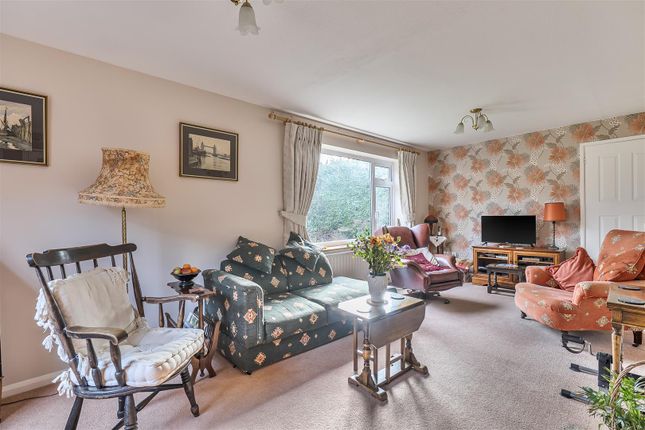 11, Highlands, Potterne photo 4