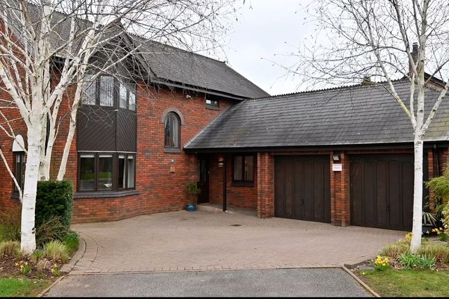 Detached house for sale in Bamburgh Grove Leamington Spa, Warwickshire