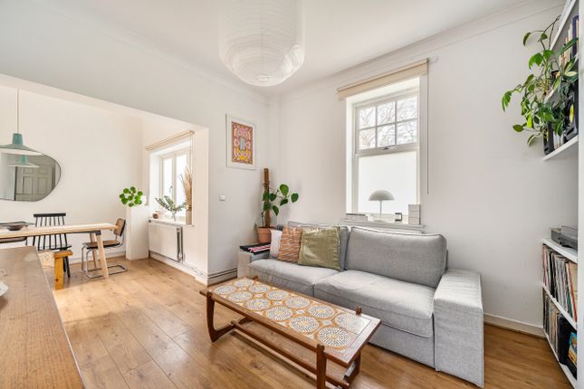 34 Heathfield Court,, Avonley Road, London photo 2