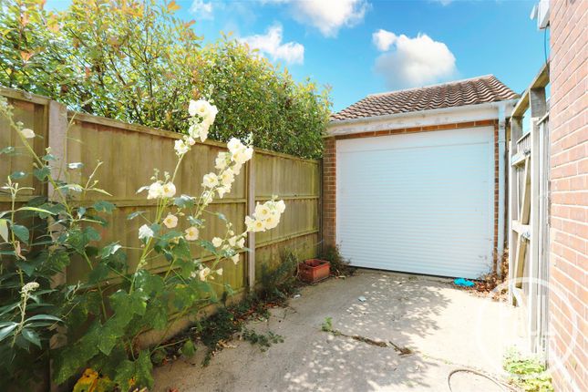 3, Kipling Close, Suffolk photo 2