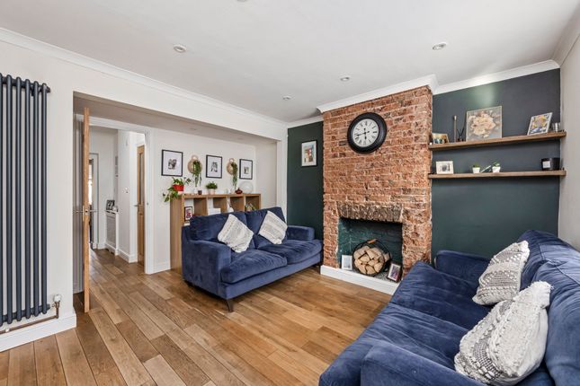 16 St. Marys Road, Burgess Hill photo 2