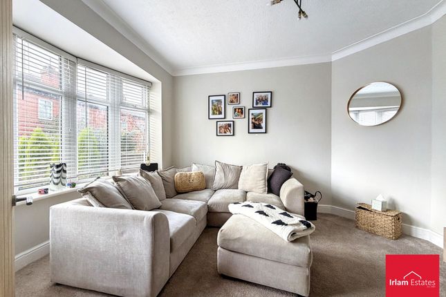14 Moss Lane, Manchester photo 2