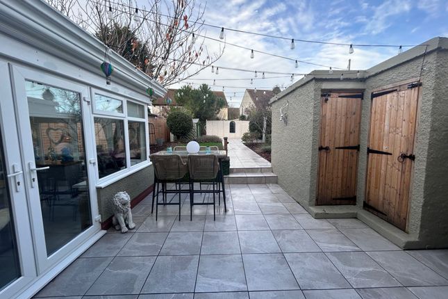 11 Porthkerry Road, Barry photo 4