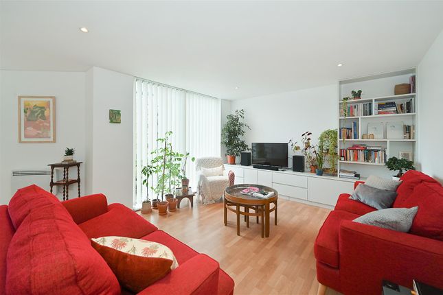 Flat for sale in Ionian Building, Limehouse