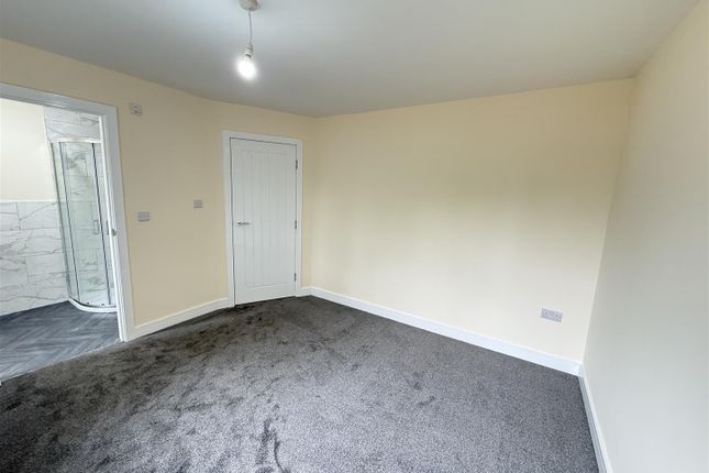 4a, Woodwards Road, Walsall photo 5