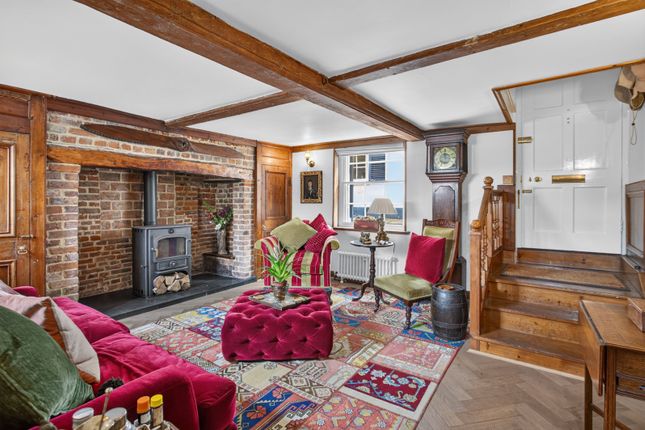 The Old House, 7, Middle Street, Kent photo 4
