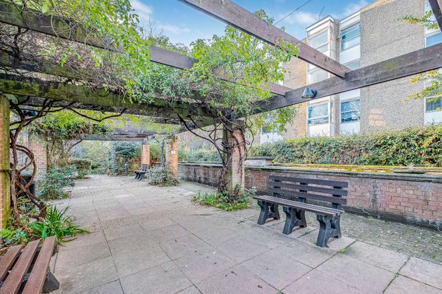 Flat for sale in Meyrick Road, London