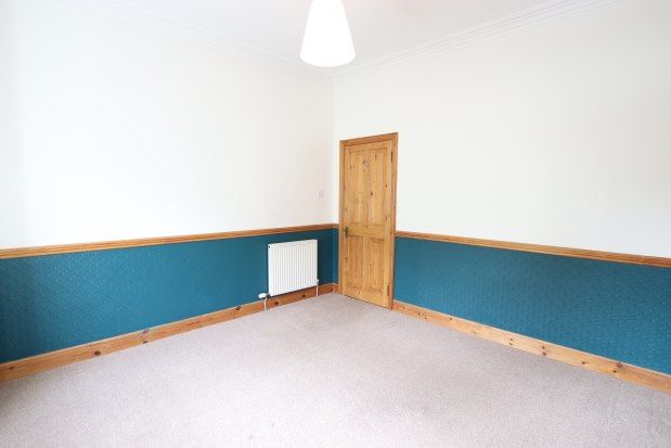 Flat to rent in Queen Street, Newport-On-Tay