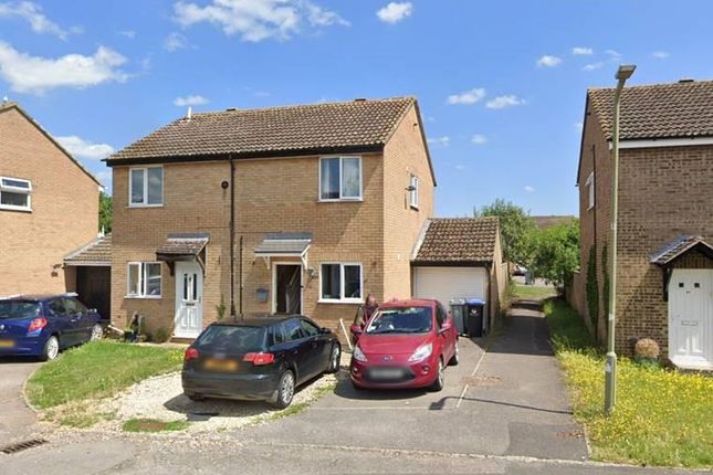 Semi-detached house to rent in Mayfield Close, Carterton OX18