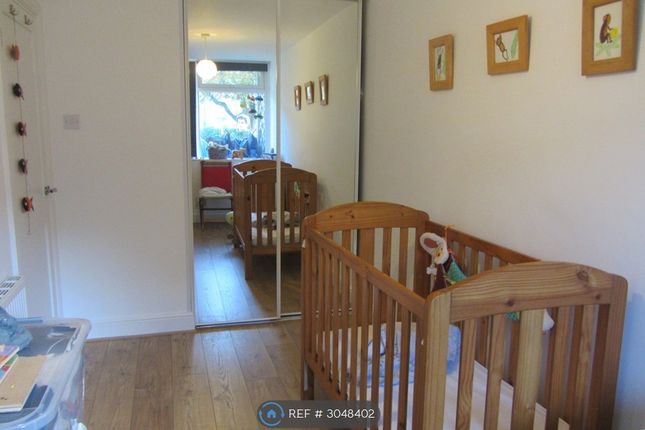 Pulker Close, Oxford photo 3