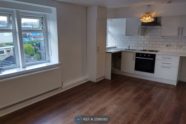 Lounge/Kitchen