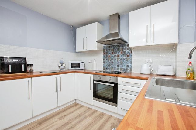 1, Elder Close, Alfreton photo 4