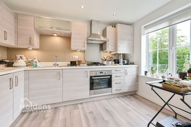 6 Tattersall Road, Preston photo 2