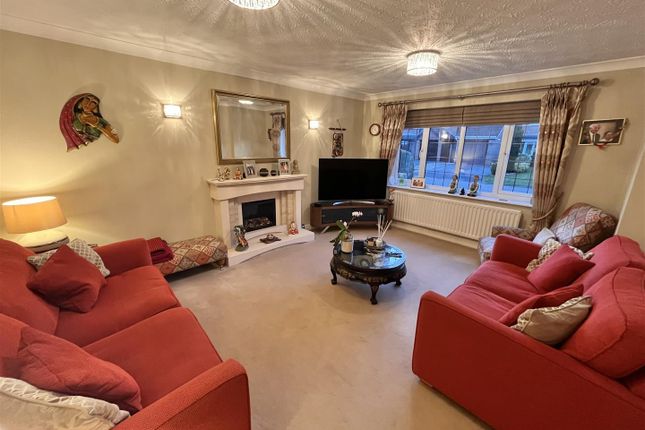 4, Orwell Close, Cheshire photo 2