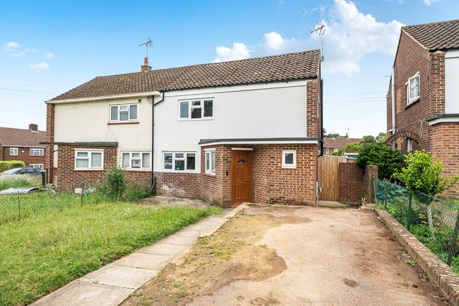 8, Moffy Hill, MAIDENHEAD photo 2