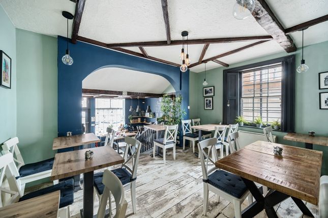 Thumbnail Leisure/hospitality for sale in Leatherhead, Surrey