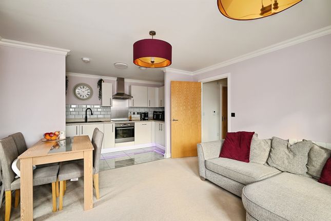 10, Jubilee Street, Sittingbourne photo 3