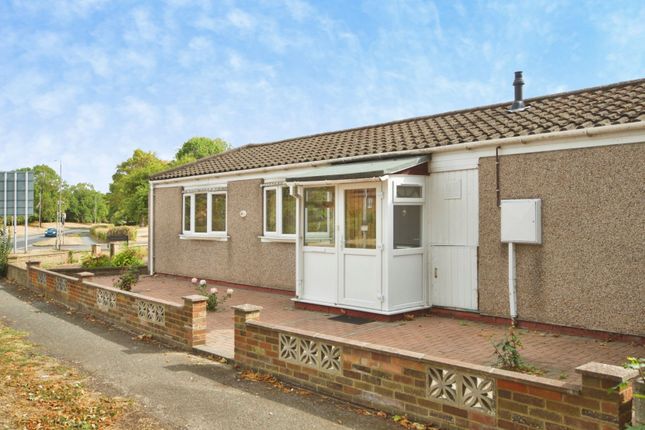 1-bed house on 45, Moremead, Waltham Abbey, £300,000