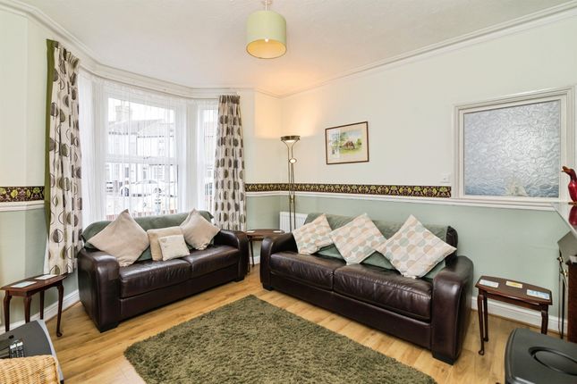 68, Beaconsfield Road, Lowestoft photo 3