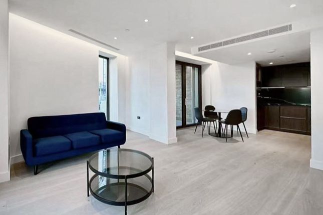 Flat 13, Manuscript Court, London photo 2
