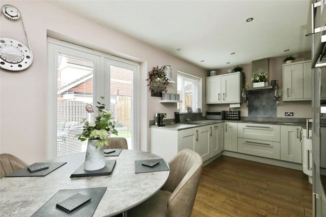 Bluebell Wood Lane, Rotherham photo 3