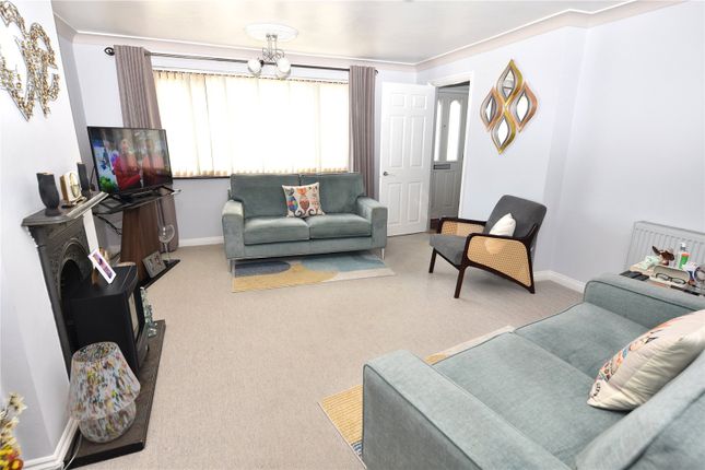 173, Saxon Gardens, Southend-on-Sea photo 2