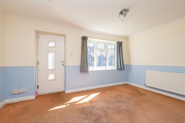 123, Boscombe Road, Worcester Park photo 4