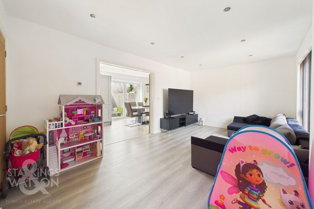 6 Goodrum Close, Norwich photo 2