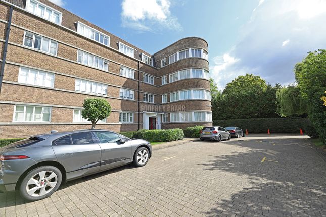 Belvedere Court, Belvedere Court, Hampstead Garden Suburb photo 2