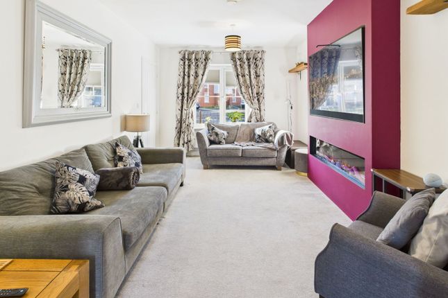 26, William Brereton Way, Nantwich photo 2