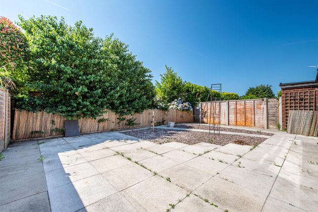 14, Mardale Crescent, Leyland photo 4