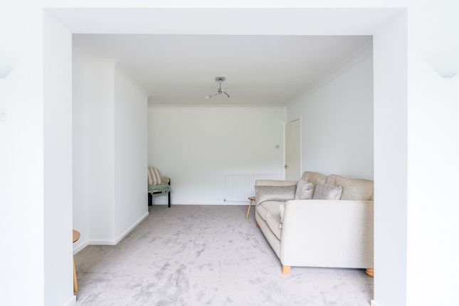 12, Brooklyn Grove, Kingswinford photo 4
