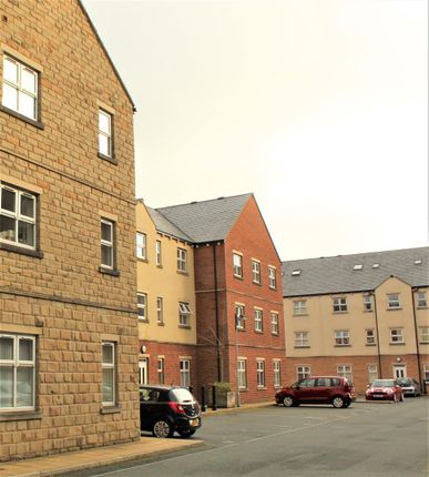Thumbnail Flat to rent in Savile Grange, Free School Lane, Halifax