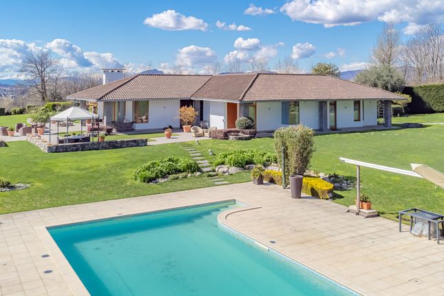 Villa for sale in Lombardia, Como, Colverde