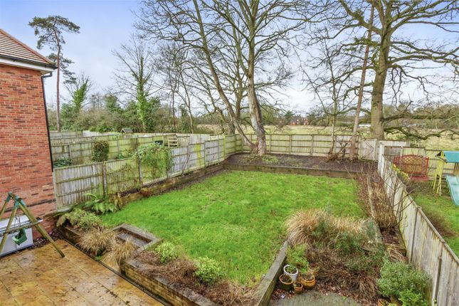 14, De Havilland Court, High Wycombe photo 2