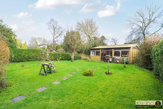 54, Scatterdells Lane, Kings Langley photo 3